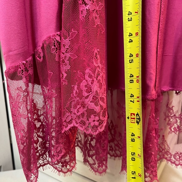 NWOT LOGO LAVISH WRAPS ROBES - Picture 12 of 12